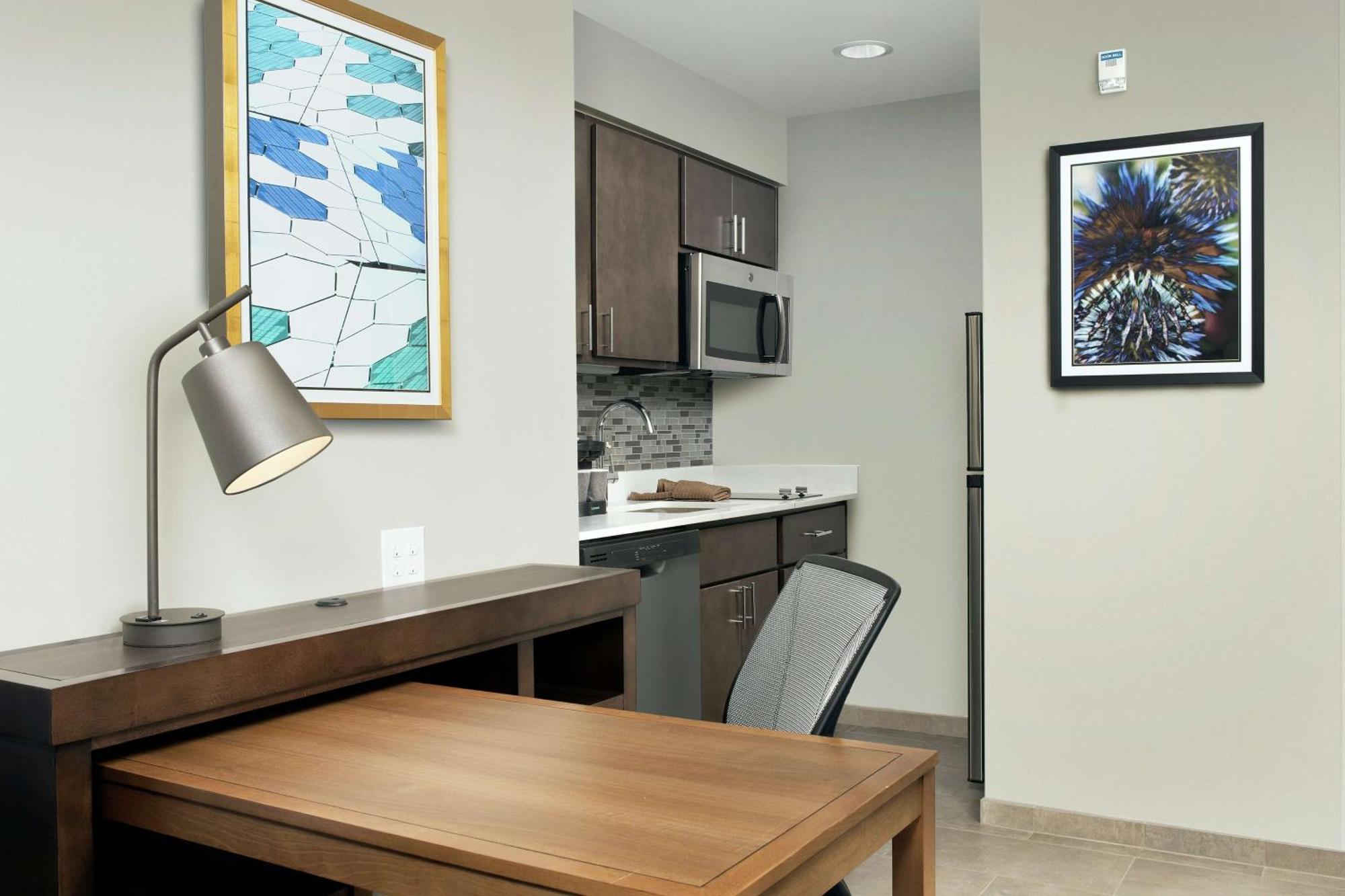 Homewood By Hilton Airport Tower Road 3* DEN