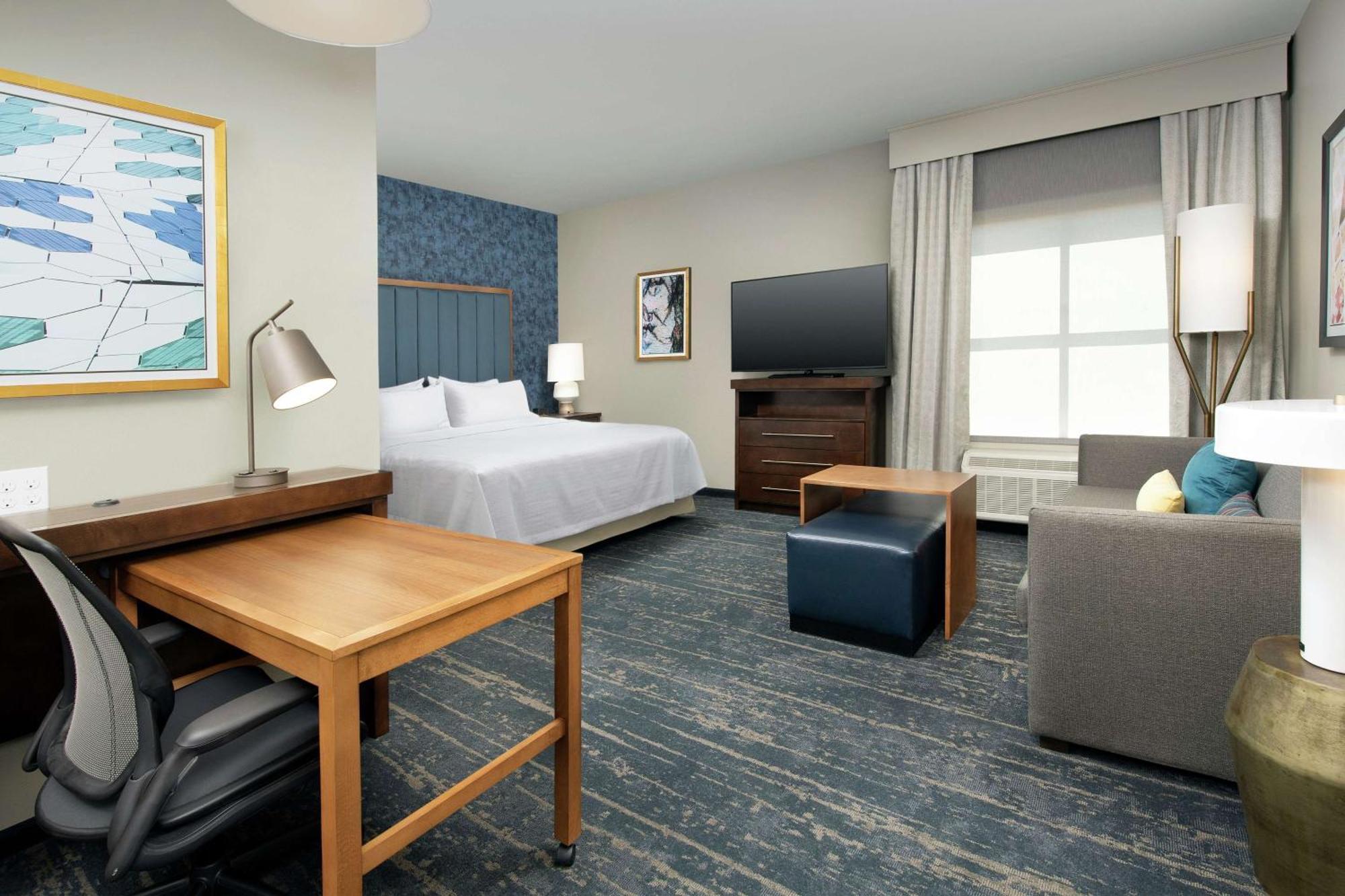 Homewood By Hilton Airport Tower Road Hotel 3*